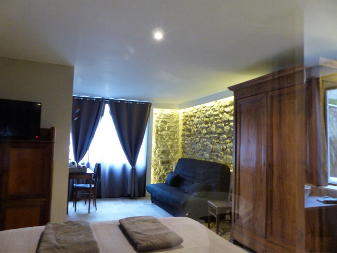 Bedroom 3, Restaurant La Fontaine de Rocoule, Drôme