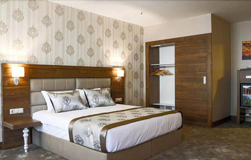 Bedroom 5, Inegol Royal Hotel, İnegöl