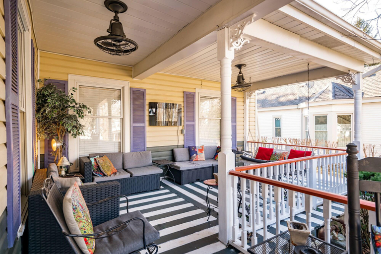 Public Area 4, Montgomery Inn BnB, Woodford
