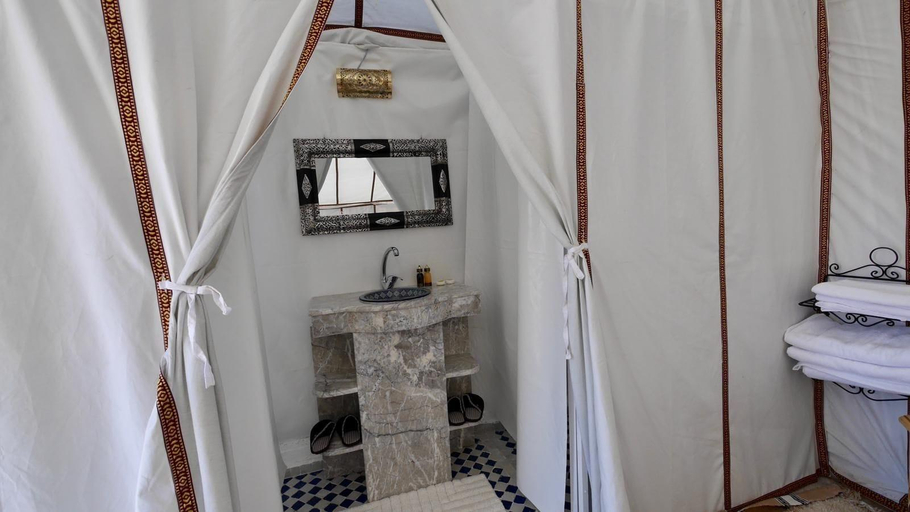 Bathroom 4, Sahara Magic Luxury Camp, Errachidia
