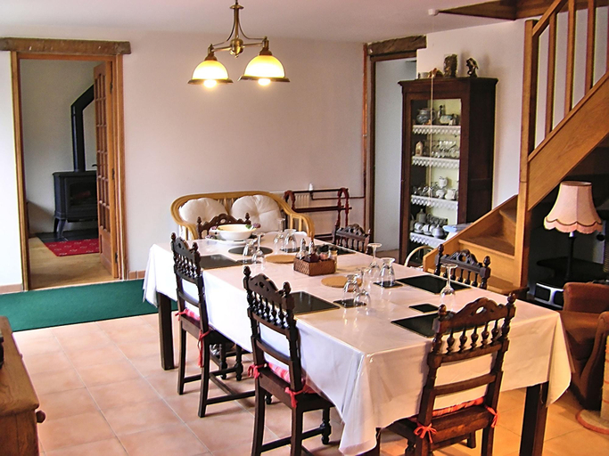 Bedroom 2, La Cloue B&B, Mayenne