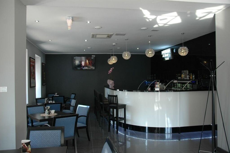 Food & Drinks 5, Hotel Opera, Tarnowskie