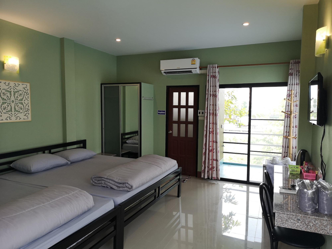 Bedroom 2, Huaisai Hotel, Nong Khae