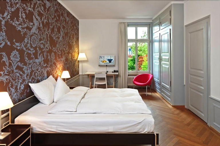 Bedroom 2, Boutique-Hotel Auberge Langenthal, Granada