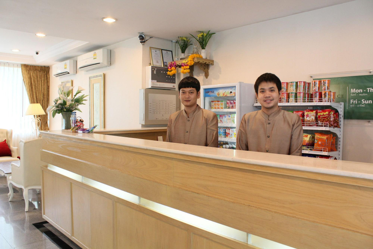 Public Area 4, Romance Hotel Srinakarin, Prawet