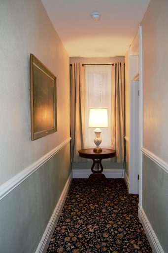 Public Area 2, Historic Hotel Broadalbin, Fulton