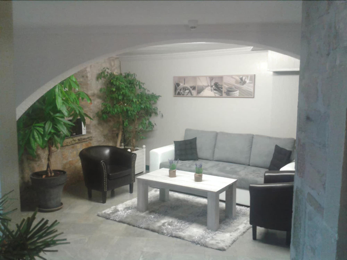 Public Area 3, Le Bourgogne, Saône-et-Loire