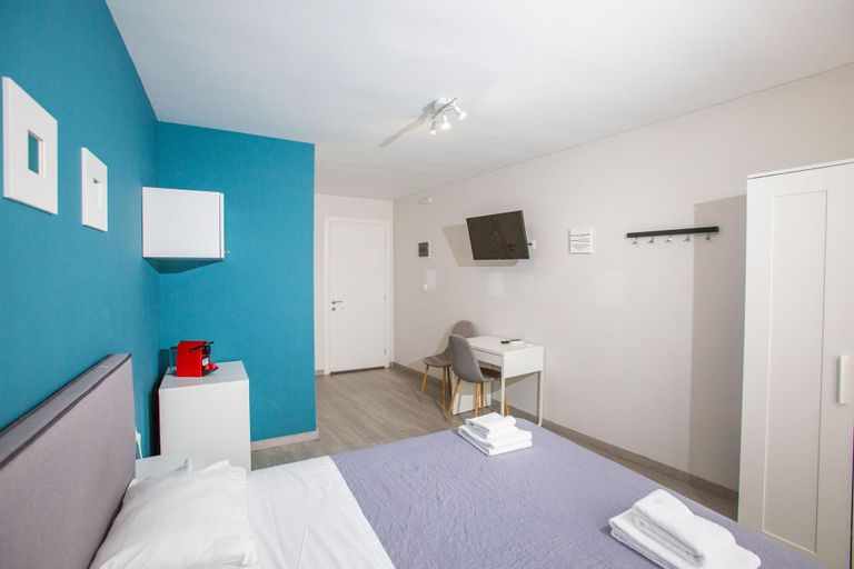 Bedroom 3, Raise Rooms in Center of Athens, Attica