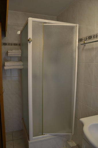 Bathroom 4, Bokrijks Hotel, Limburg