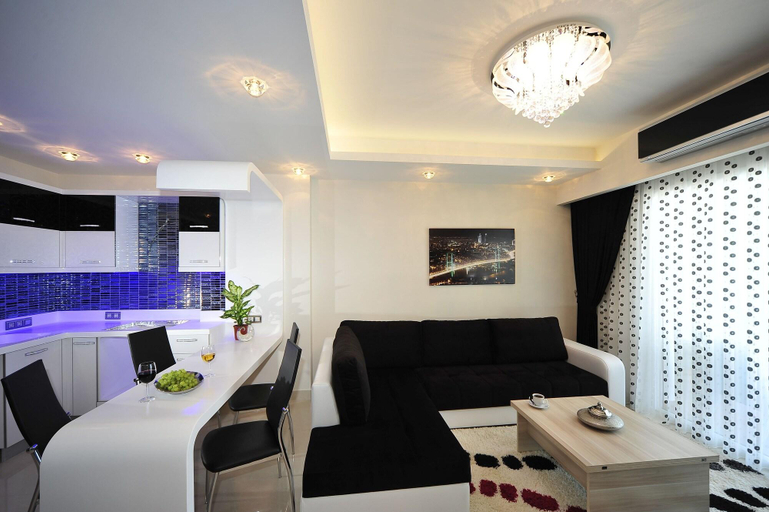 Bedroom 4, Azura Complex, Alanya