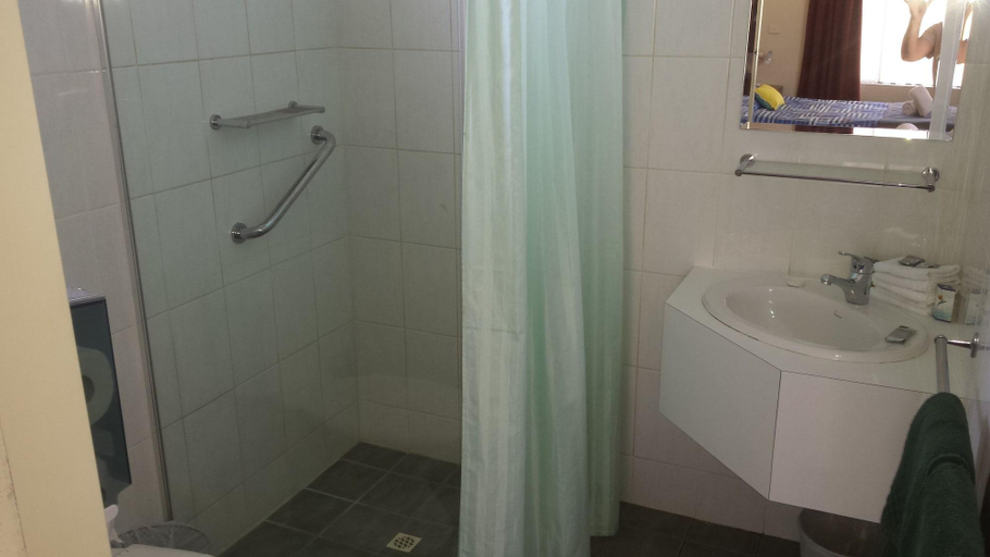 Bathroom 4, Kadina Village Motel, Copper Coast