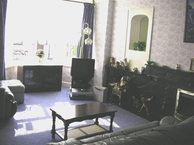 Others 4, Ty Newydd B&B, Messina