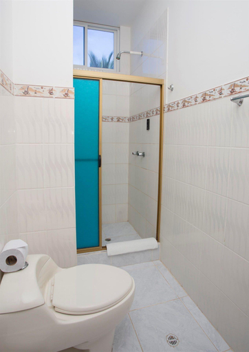 Bathroom 5, El Paraiso de Isabela, Isabela