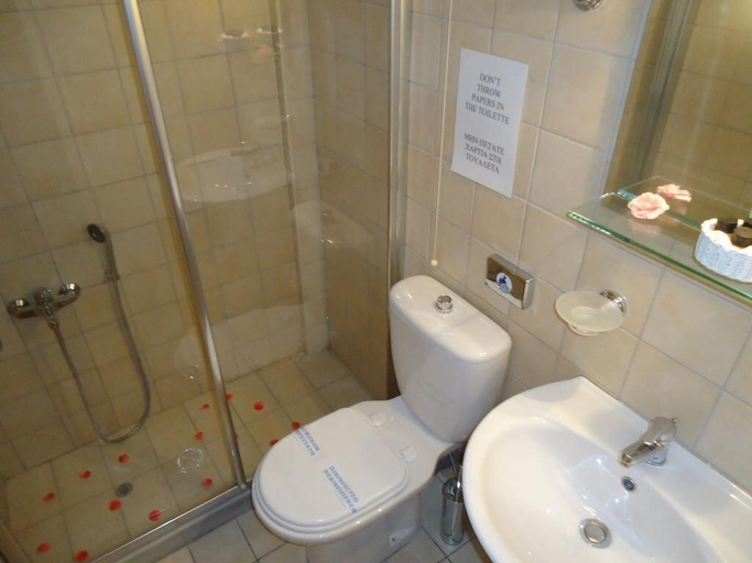 Bathroom, Florena Hotel, Ionian Islands