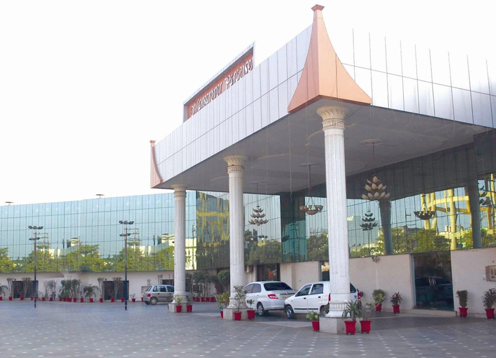 Exterior & Views, Hotel Mansarover Paradise, Moradabad