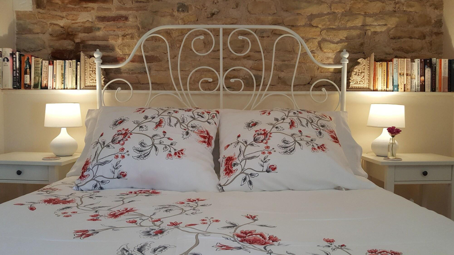 Bedroom 4, La Vieille Gorce, Vienne
