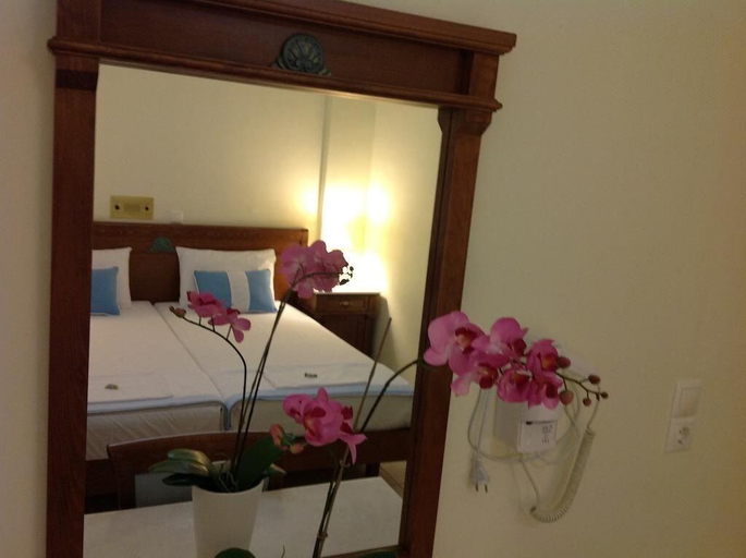 Bedroom 3, Florena Hotel, Ionian Islands