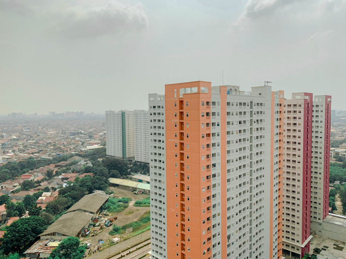 Modern Studio at Green Pramuka City Apartment By Travelio, Central Jakarta