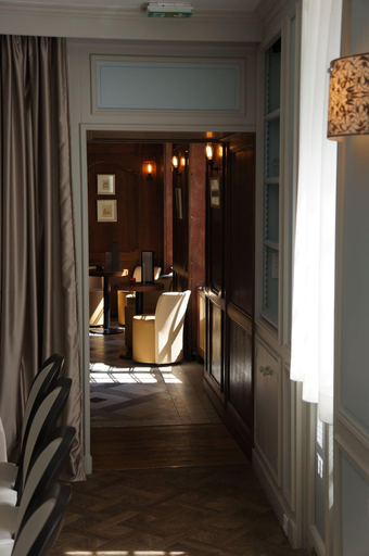 Public Area 2, Hostellerie de la Porte Bellon, Oise