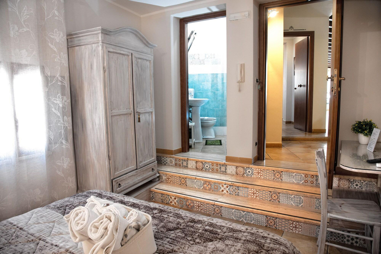Bathroom 5, Bed & Breakfast Conte Perollo, Agrigento