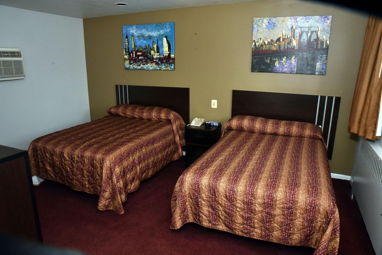 Sport & Beauty, Swan Motel, Union