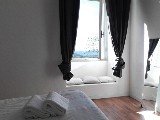 Bedroom 2, Tuffudesu B&B, Sassari