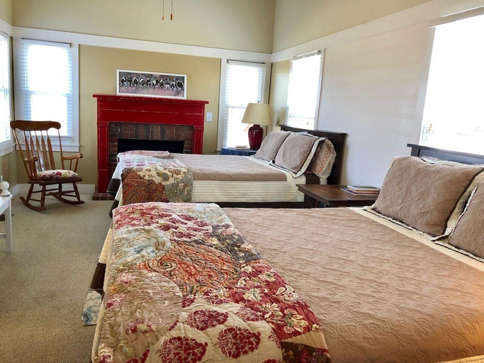 Public Area 3, The Farmhouse Inn, Morgan