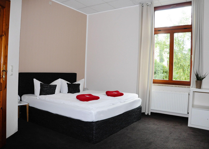 Bedroom 2, Hotel Am Rittergut, Mittelsachsen