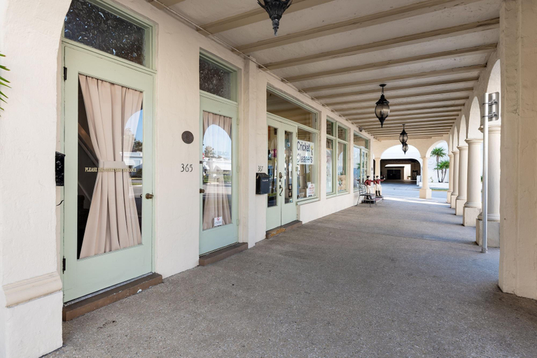 Public Area 2, Palm Beach Historic Inn, Palm Beach