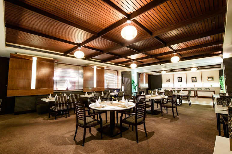 Food & Drinks 5, Majestic Grand Hotel, Jalandhar