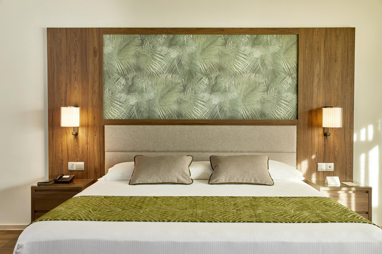 Bedroom, Hotel Riu Palace Maldivas