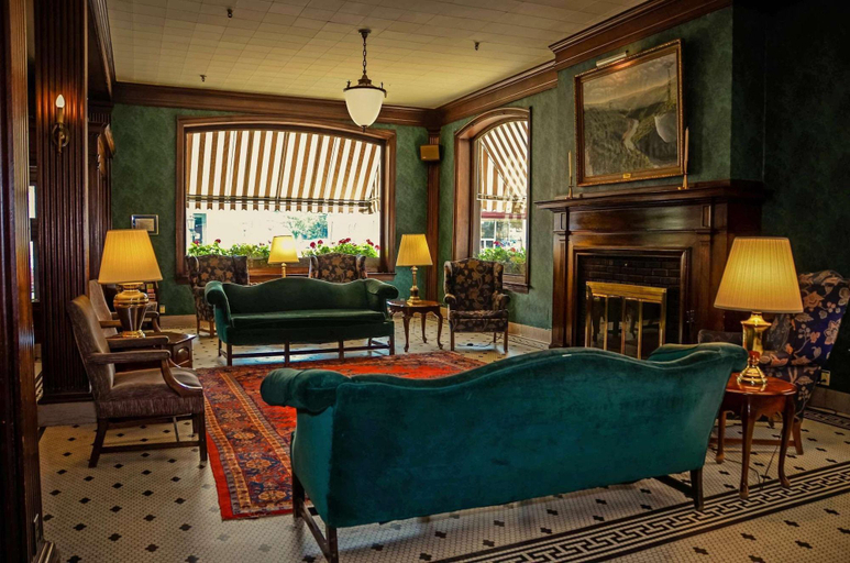 Public Area 2, Penn Wells Historic Hotel, Tioga