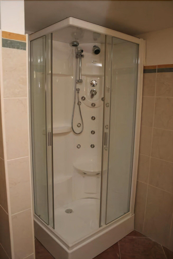 Bathroom 4, Hotel Adria, Bari