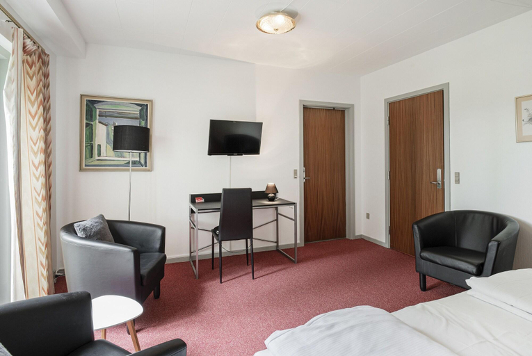 Bedroom 3, Hotel Menstrup Kro, Næstved