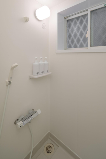 Bathroom 5, The Gate Hostel Shonan Fujisawa, Fujisawa