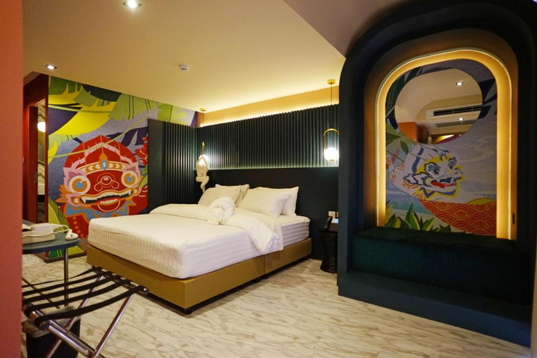 Bedroom 3, 4 Monkeys Hotel, Phra Nakhon