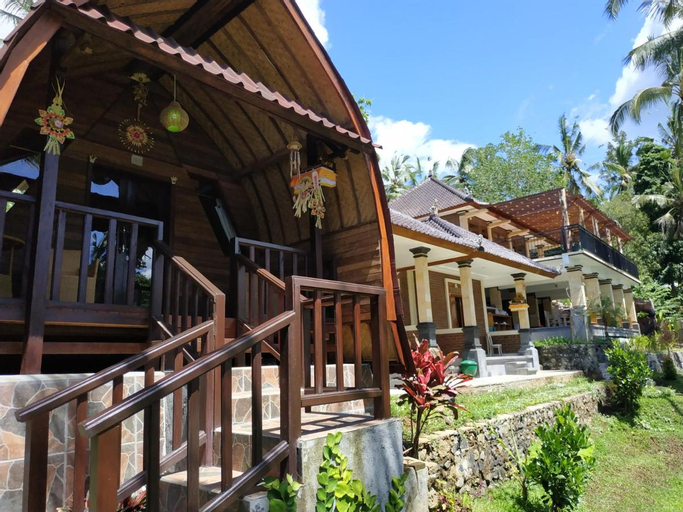 Exterior & Views 14