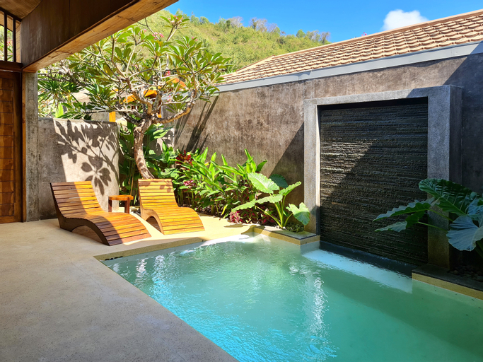 Swimming Pool 14