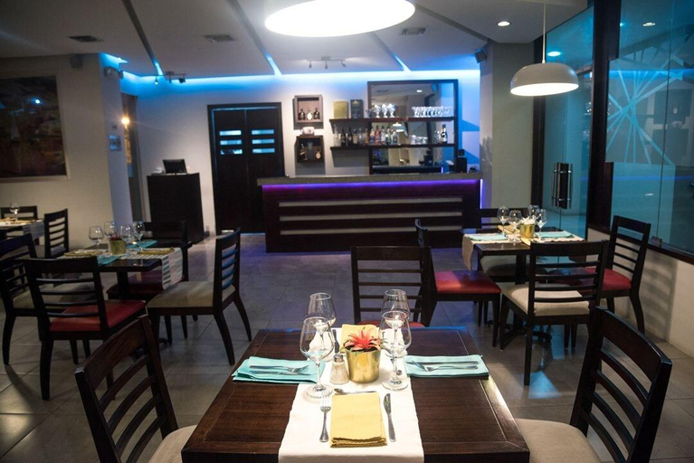 Food & Drinks 5, Hotel Perla Spondylus, Manta
