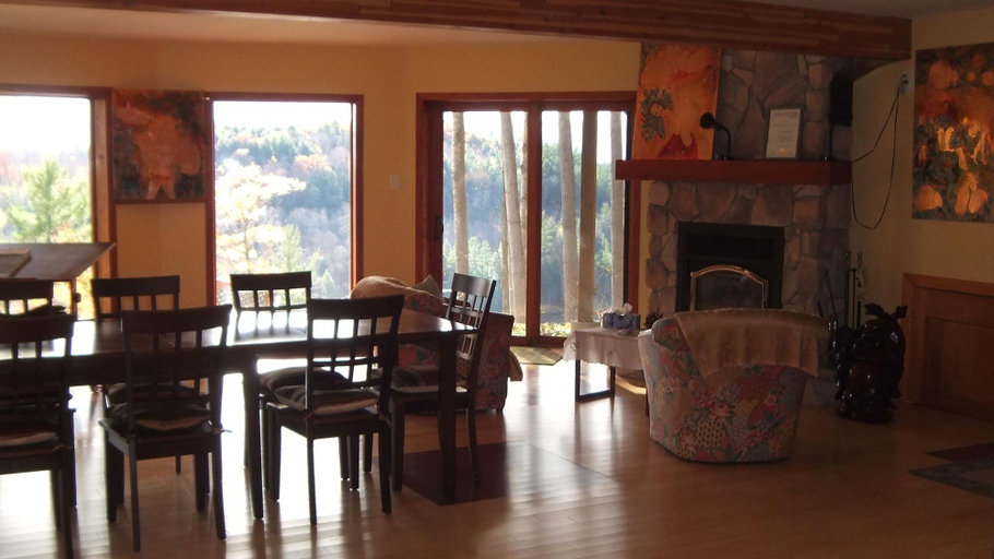 Food & Drinks 5, Domaine Baie Mud, Les Collines-de-l'Outaouais