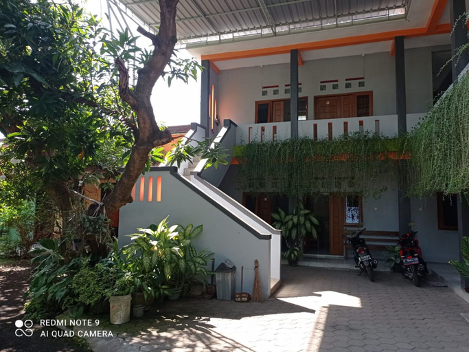 Exterior & Views, Hotel Berlin Timur, Banyuwangi