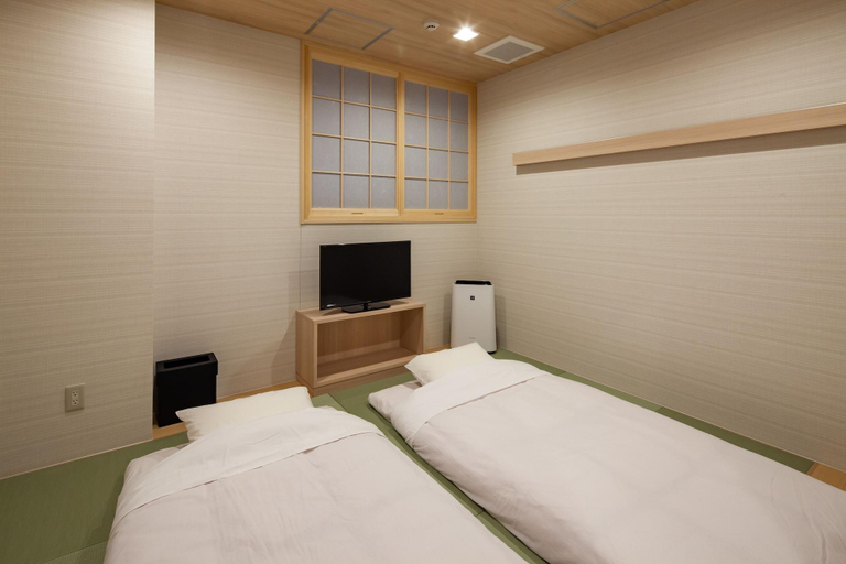 Bedroom 3, Y S Cabin Hotel Naha, Naha