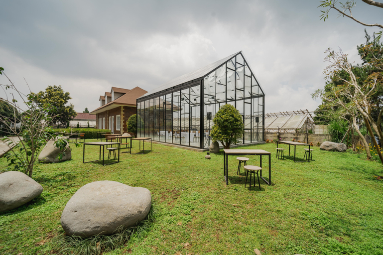 Exterior & Views 5, Dream Belle Villa, Bandung