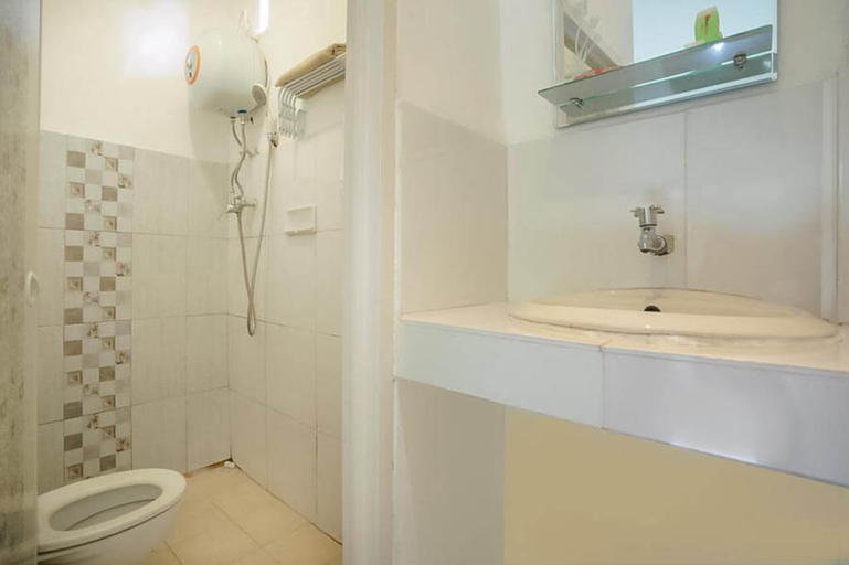 RedDoorz near RS Mitra Keluarga Depok, Depok