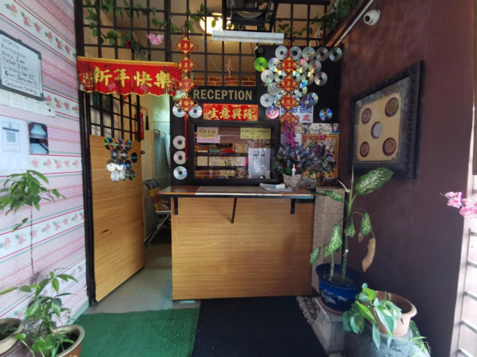 Public Area 2, SPOT ON 90305 Hen Hen Hotel, Kulaijaya