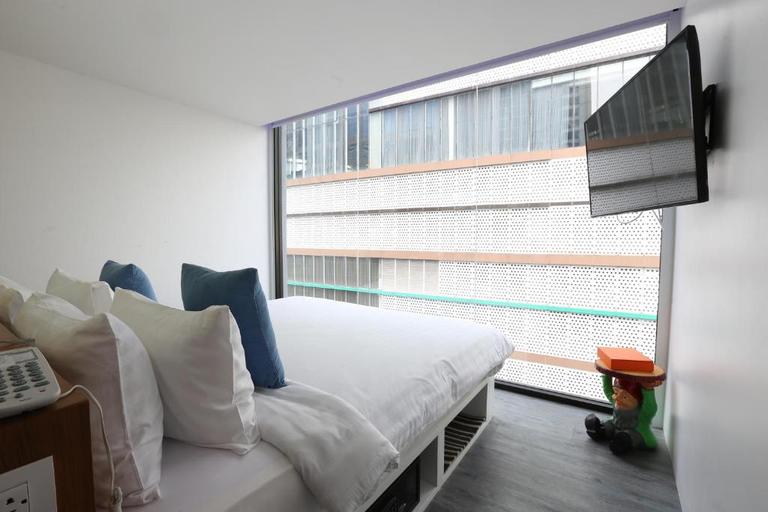 Bedroom 3, S Box Sukhumvit Hotel, Wattana