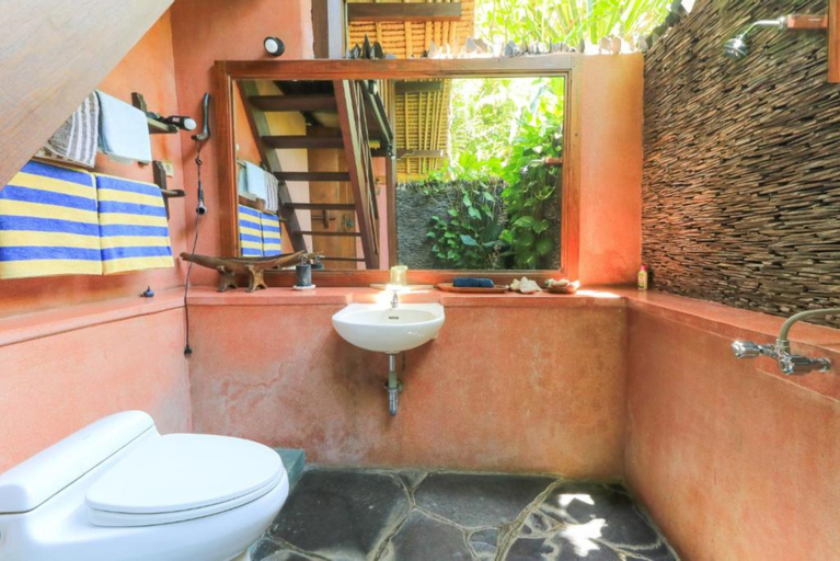 Bathroom 8
