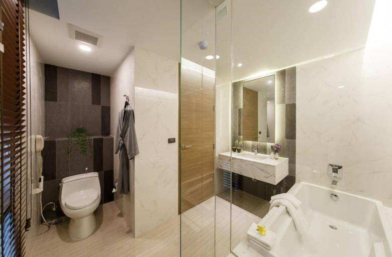 Bathroom 2