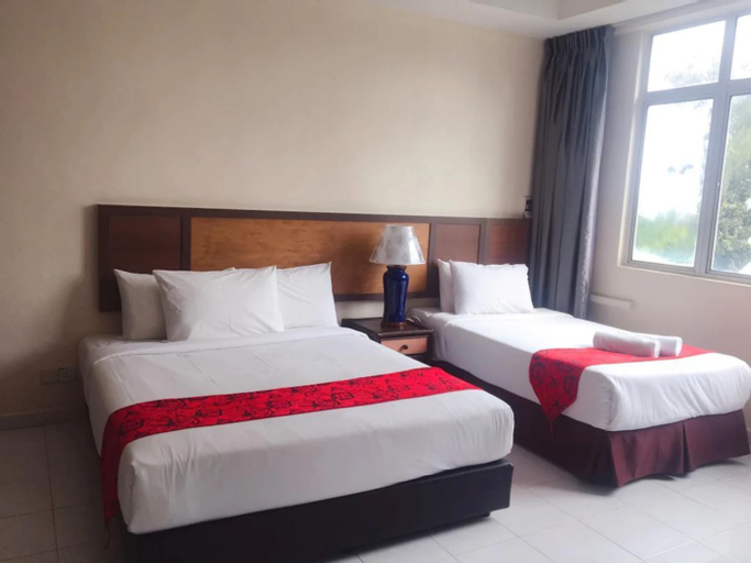 Bedroom 3, Leisure Cove Hotel & Apartments, Penang Island