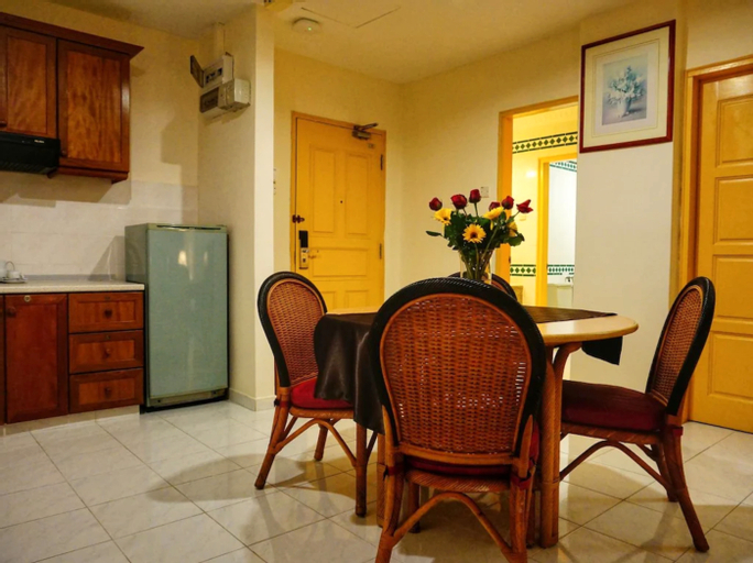 Dining Room 6